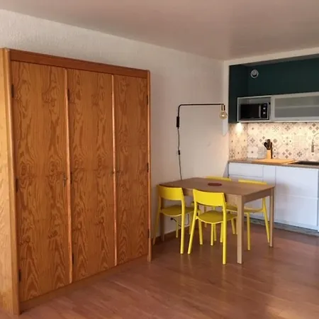 Spacieux 4 Pers Avec Terrasse A Port Camargue - Fr-1-731-147 Apartment Le Grau-du-Roi