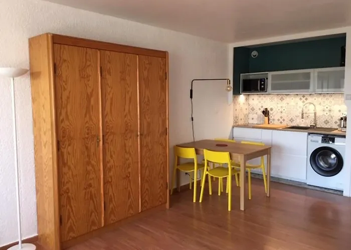 Spacieux 4 Pers Avec Terrasse A Port Camargue - Fr-1-731-147 Apartament Le Grau-du-Roi